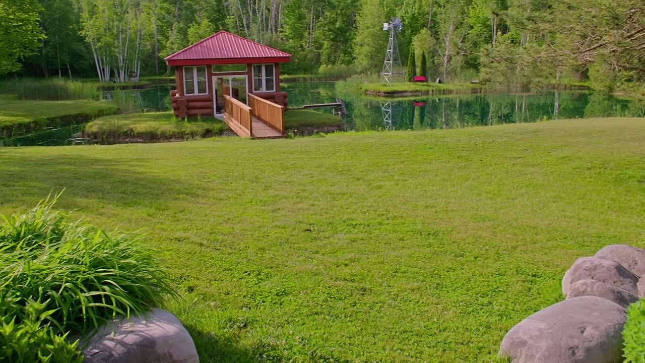 ⁣Lakefront Luxury S05E29 720p WEB H264-JFF