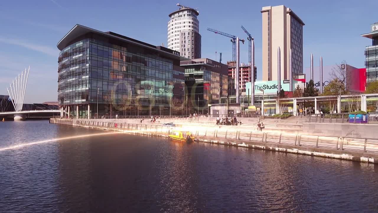 Itll Be Alright on the Night S37E02 1080p ITV WEB-DL AAC2 0 H 264-7VFr33104D