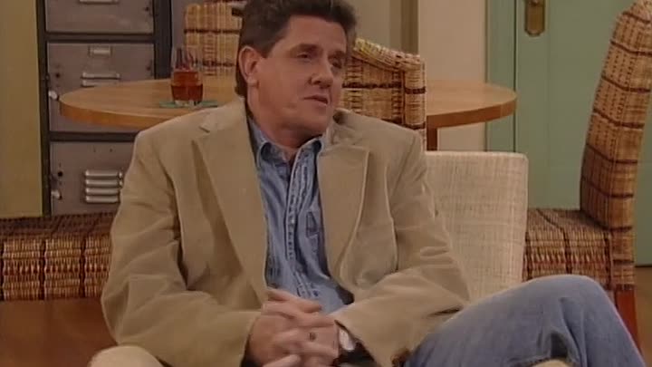 ⁣Living Single - S05E12 - To Catch a Thief