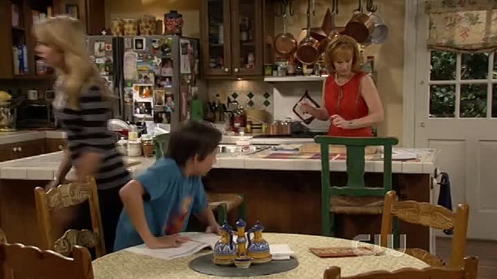 ⁣Reba - S06E03 - Trading Spaces