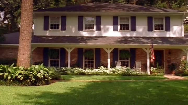 ⁣Reba - S01E08 - Don't Know Much About History