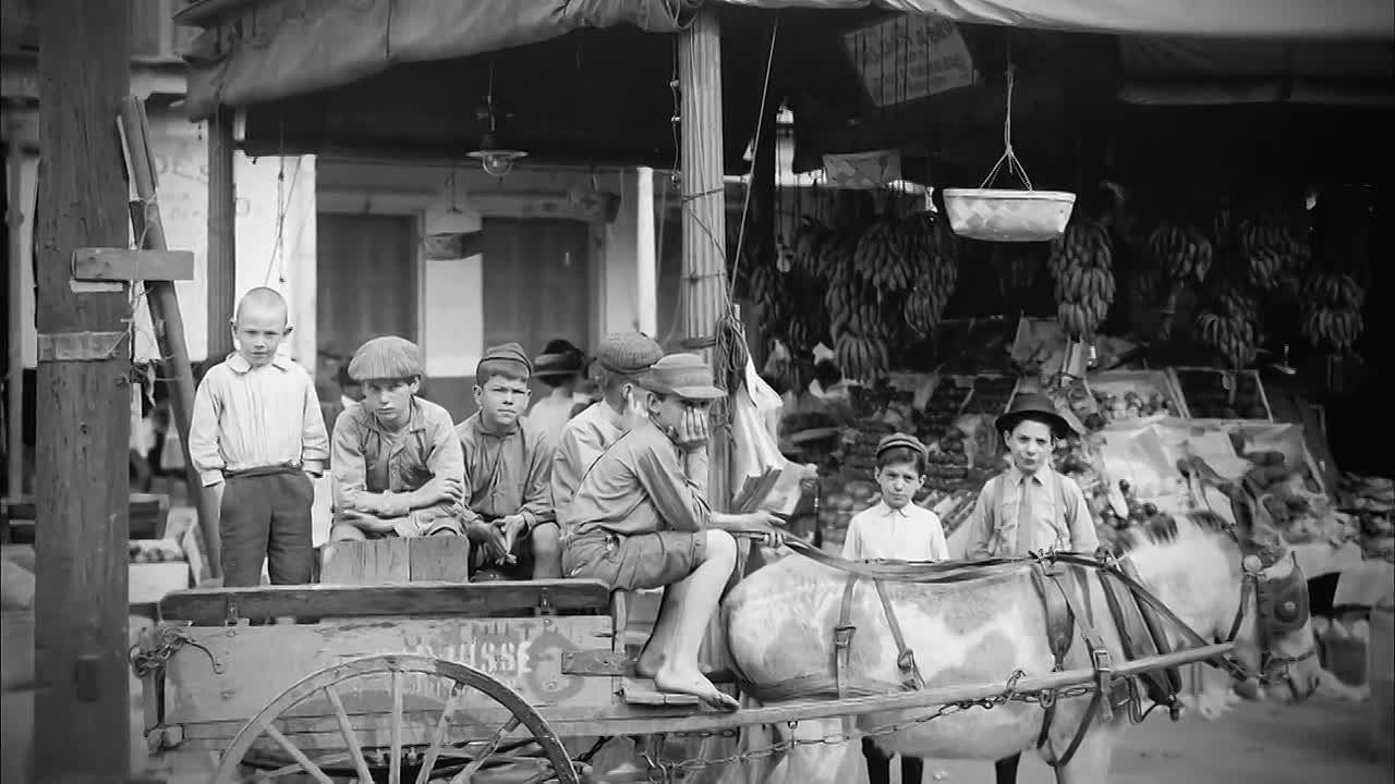 ⁣Mysteries at the Monument S02E04 -Sacred Cod, Forgotten Hero, Artichoke War