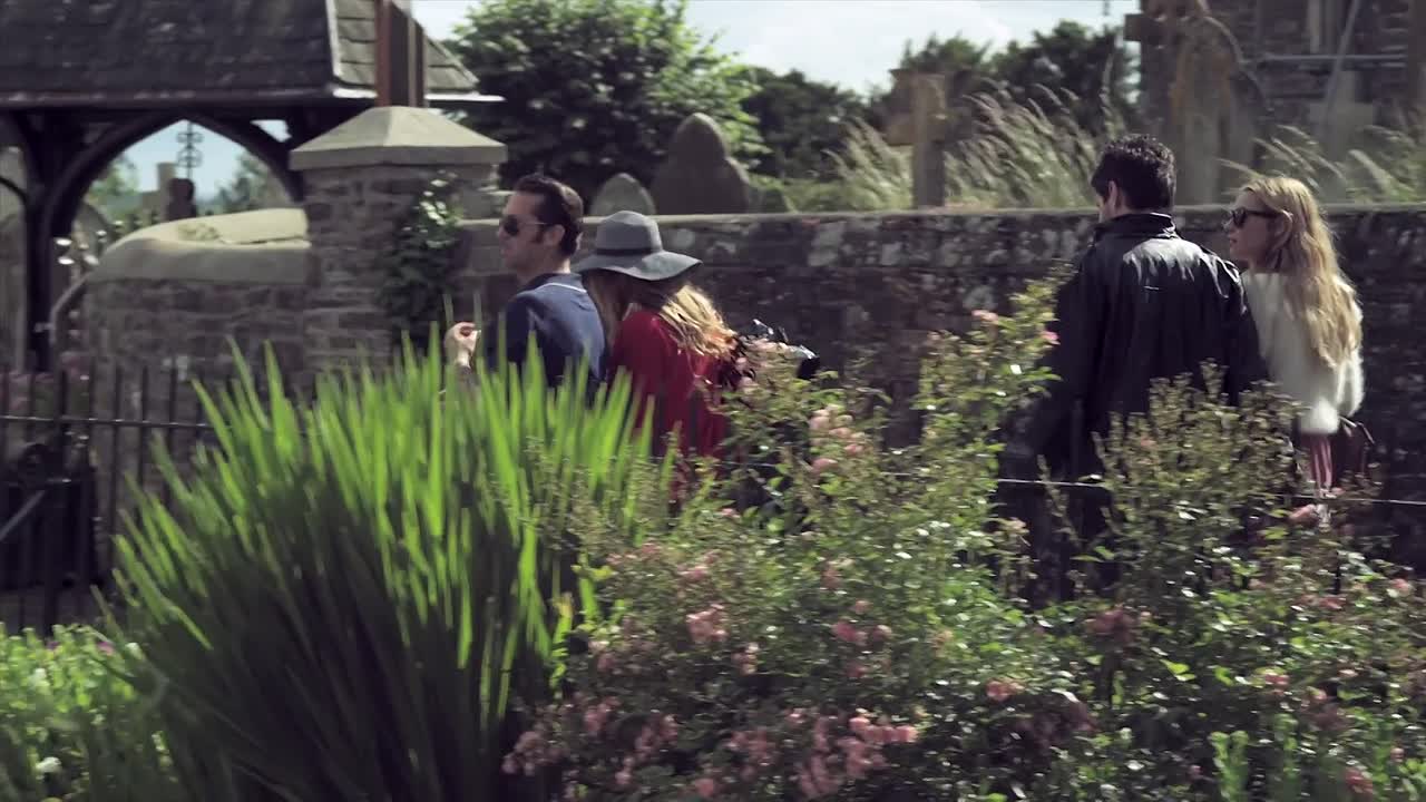 ⁣Whispers 2015 1080p WEBRip x264 AAC-[YTS LT]