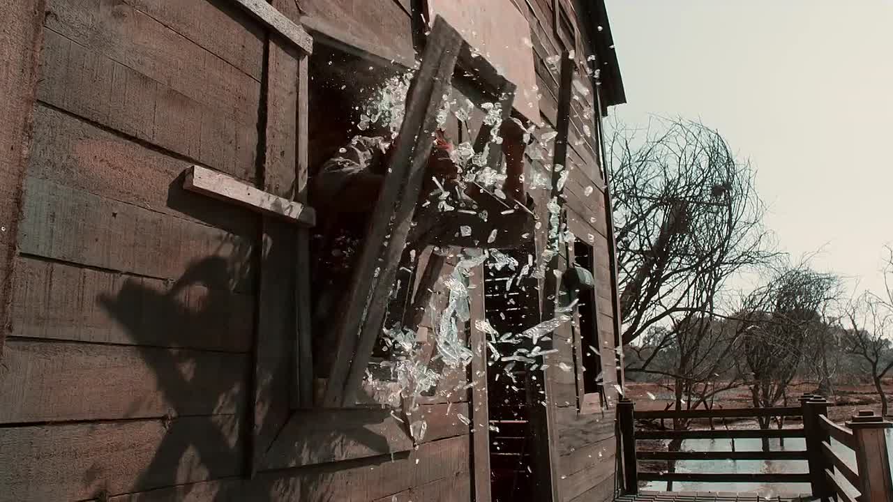 Mass Jathara 2025 Tamil HQ HDRip 1080p x264 - ESub