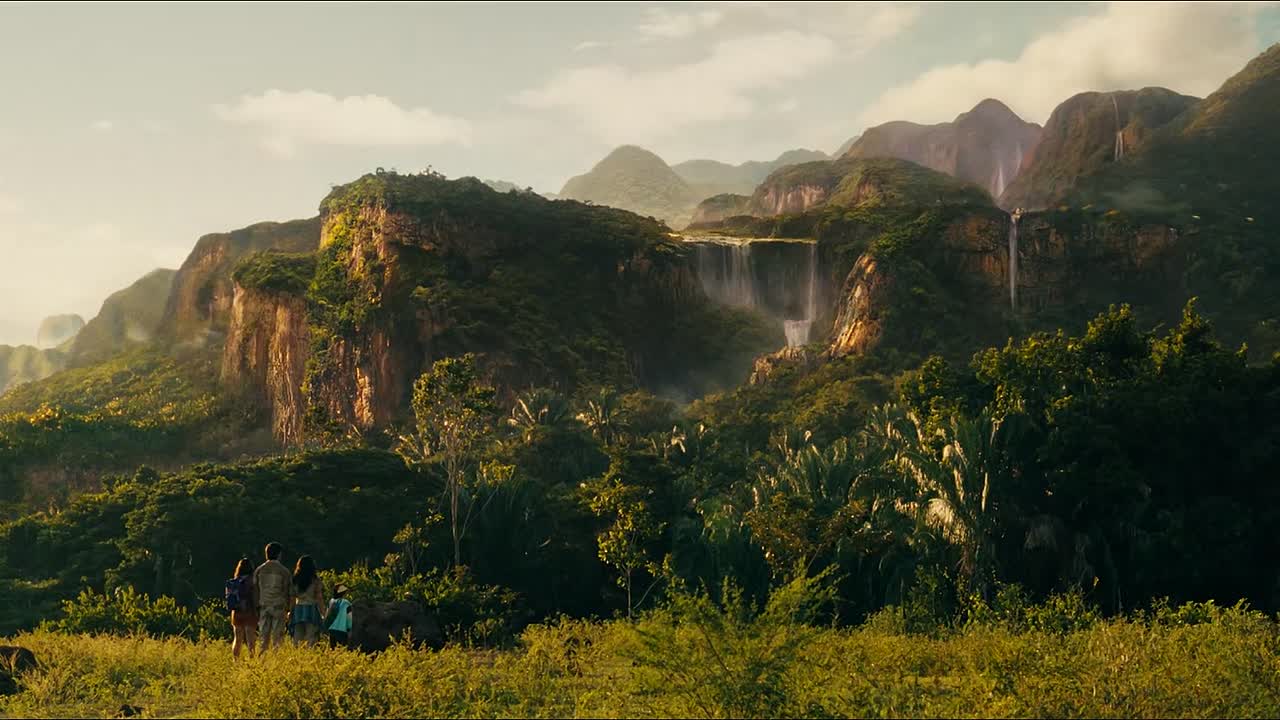 ⁣Dora and the Search for Sol Dorado 2025 1080p WEB-DL HEVC x265 5 1 BONE