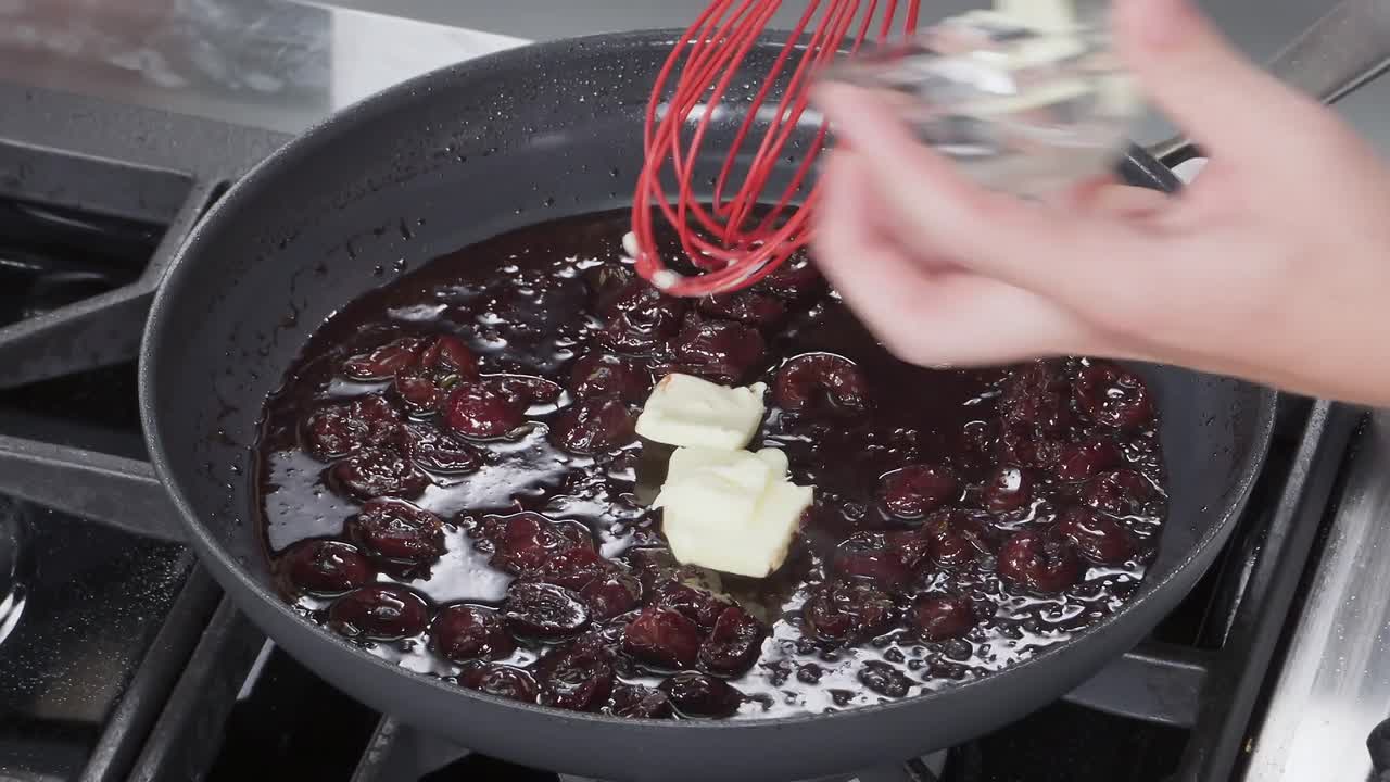 Americas Test Kitchen S26E13 Weeknight Chicken and Mashed Potatoes