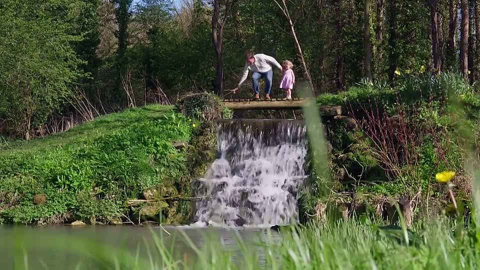 ⁣Angus Ashworth, Yorkshire Heritage Hero S01E08 -Langton Hall