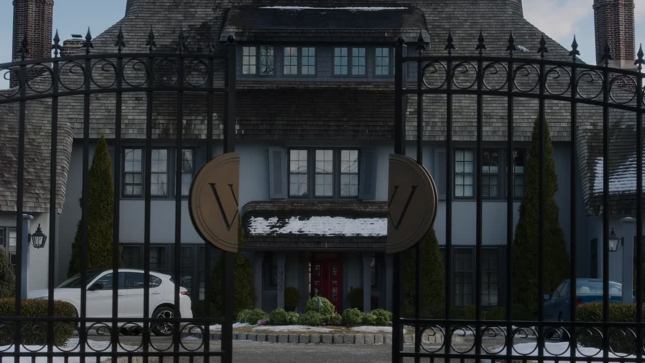 The Housemaid 2025 2160p iT WEB-DL DV HDR10+ DDP5 1 Atmos H265