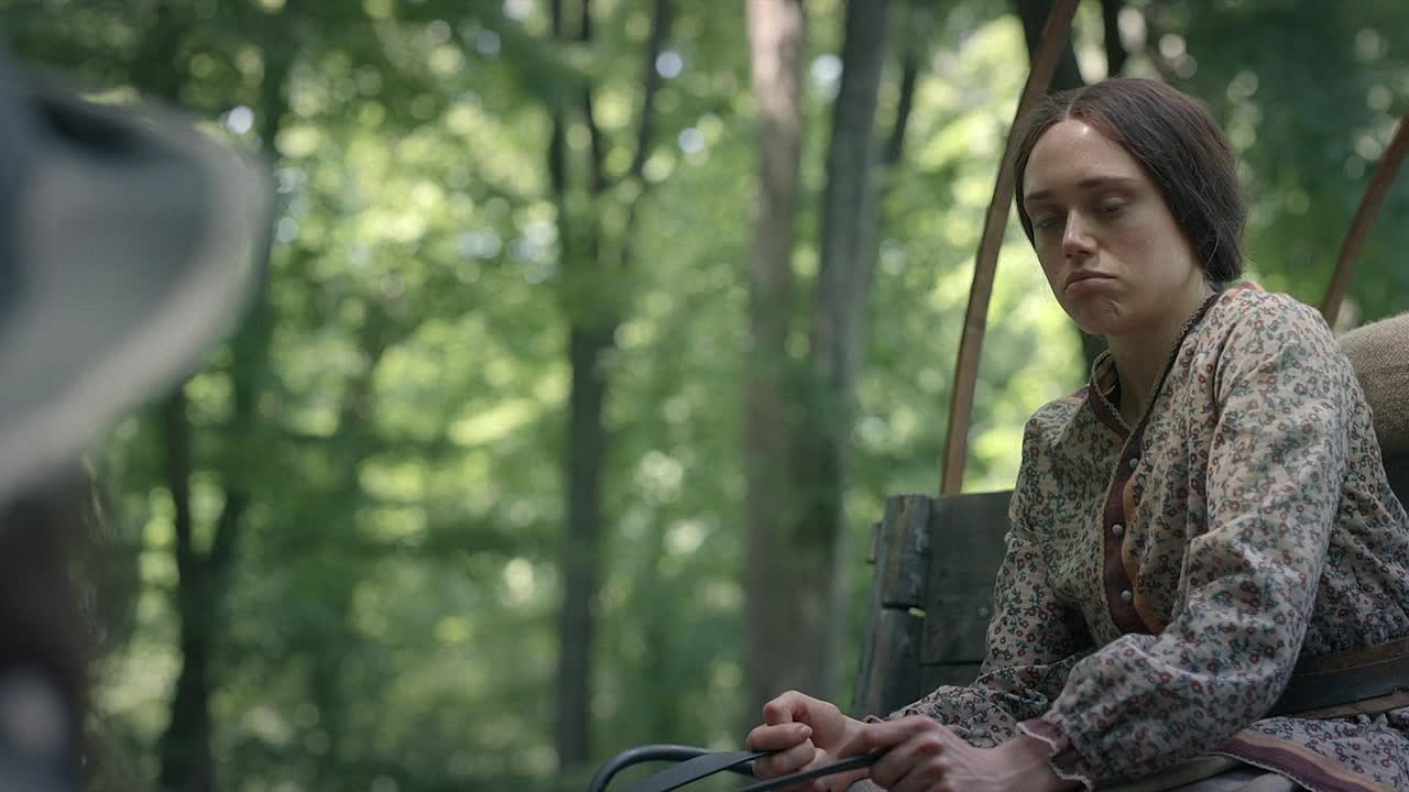 The Gray House S01E03 First Blood 1080p AMZN WEB-DL DD 5 1 H 264-playWEB