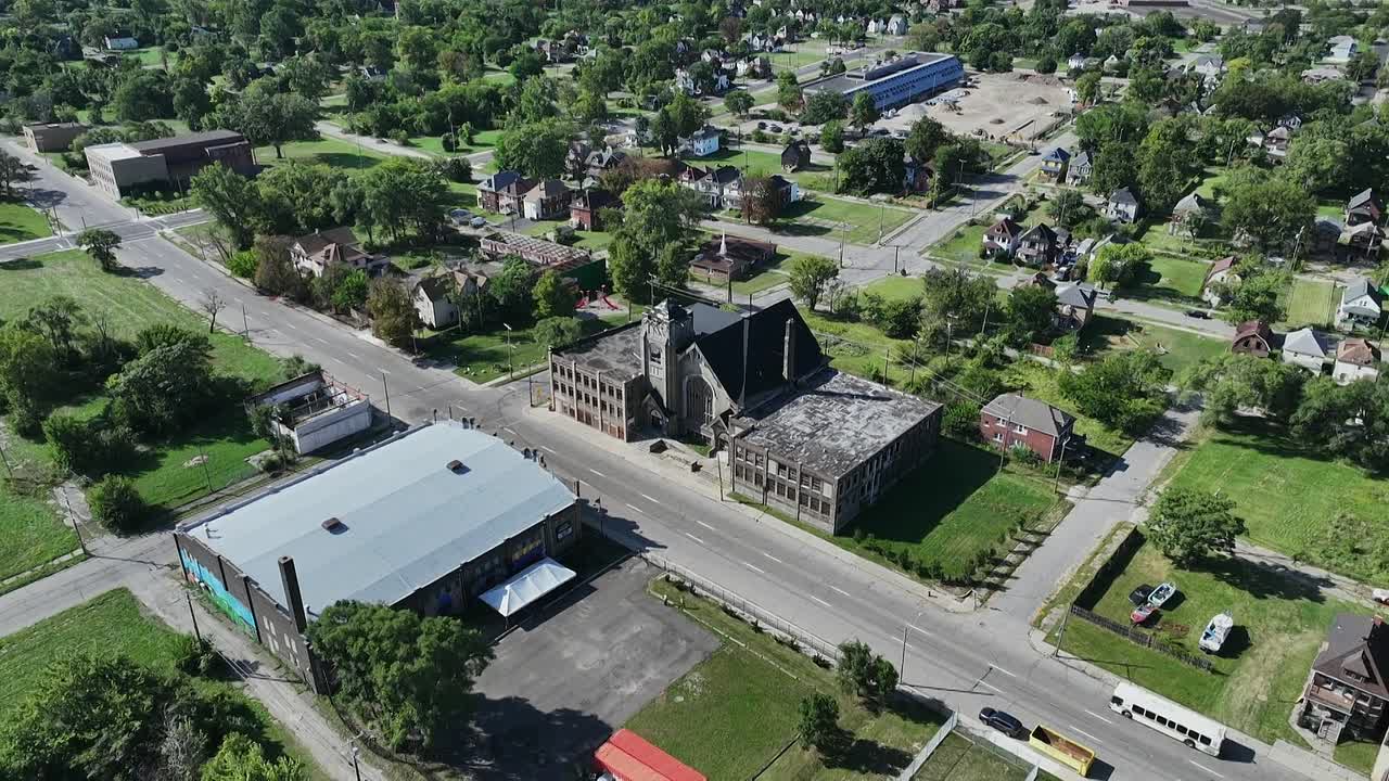 ⁣Mysteries of the Abandoned S13E06 Japans Poison Island 1080p DISC WEB-DL AAC2 0 H 264-RAWR