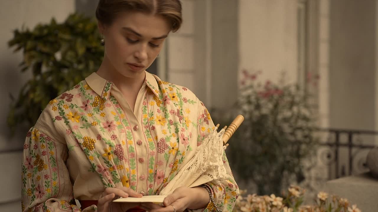 The Gray House S01E02 Never Secede 1080p AMZN WEB-DL DD 5 1 H 264-playWEB