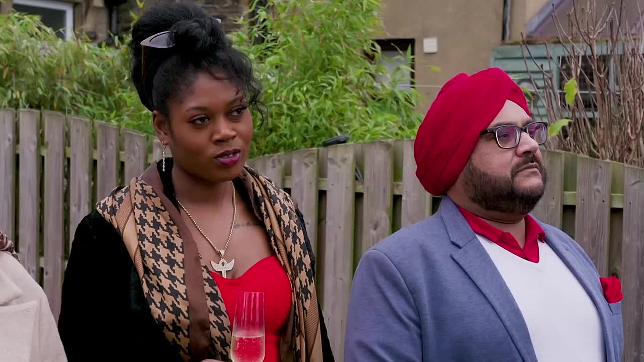 ⁣Come Dine With Me S2026E03 720p WEB H264-JFF