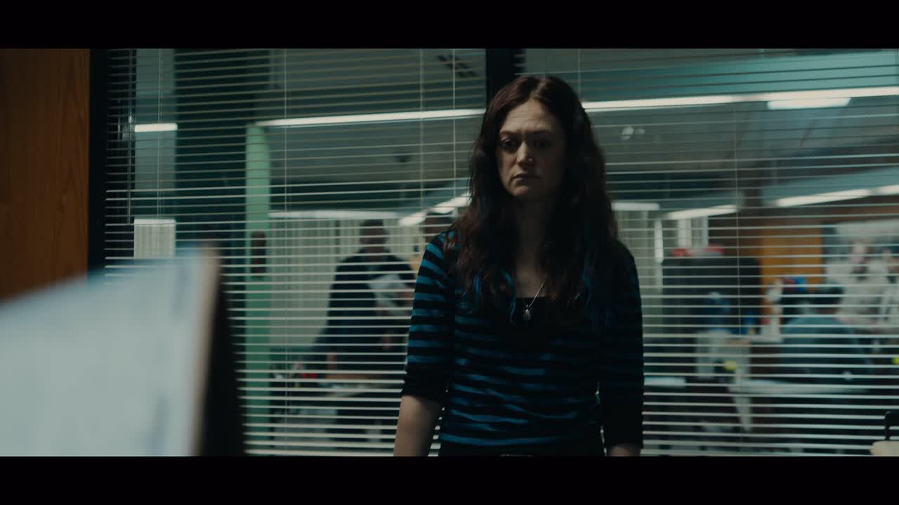 HIS And HERS S01 COMPLETE 2160p NF WEB-DL DV HDR MULTi DDP5 1 Atmos H265 MP4-BTM