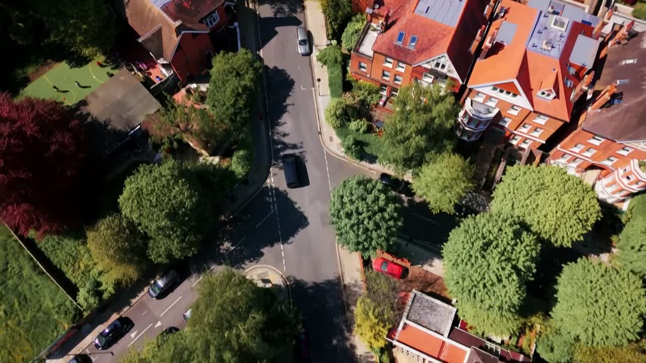 ⁣The Apprentice UK S20E05 Flowers 1080p AV1 10bit-MeGusta