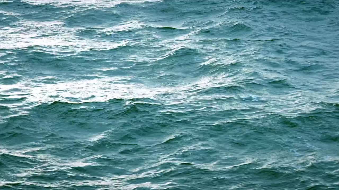 ⁣Watch Julia Bradburys Wonders the Frozen South S01E01 1080p ITV WEB AAC2 264 