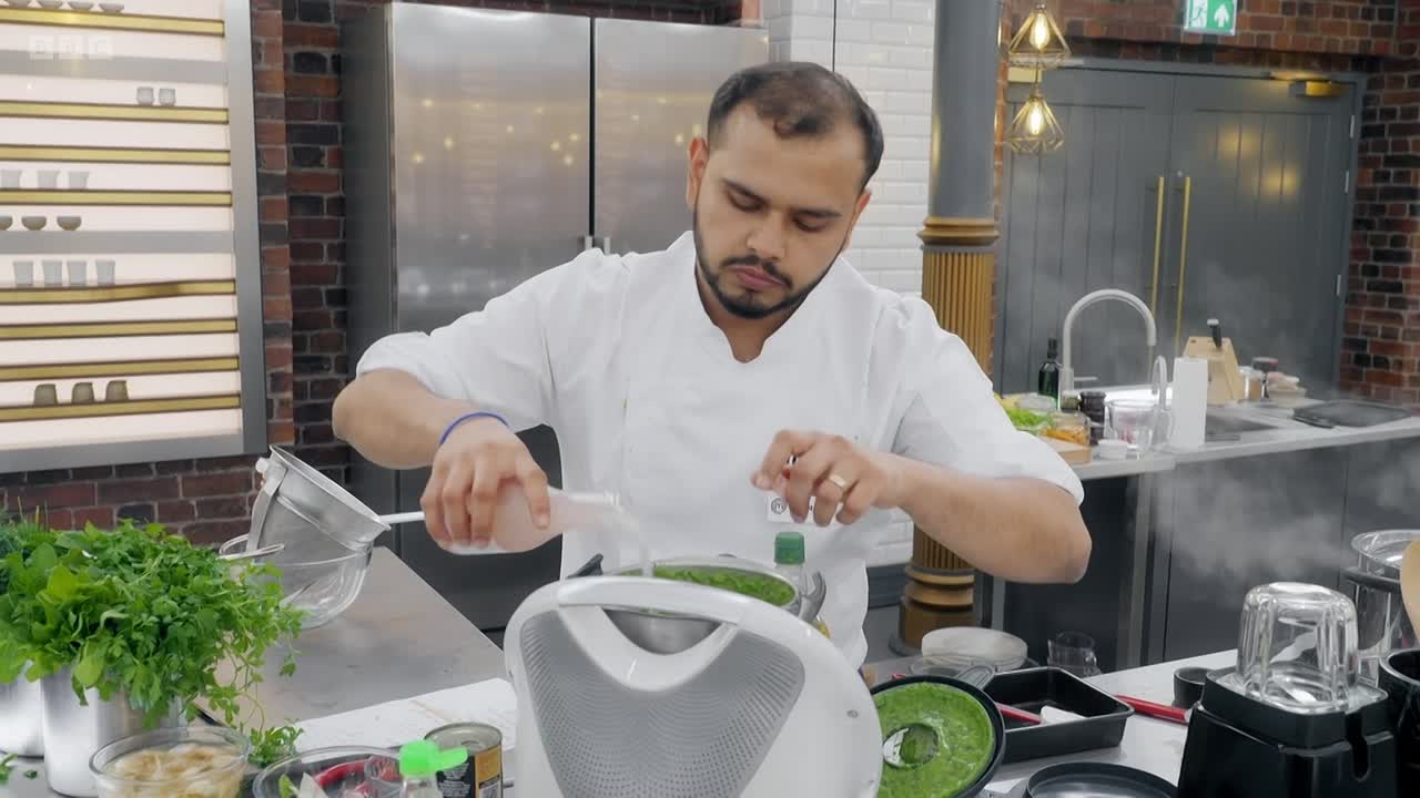 ⁣MasterChef The Professionals S18E06 1080p iP WEB-DL AAC2 0 H 264-RAWR - DoodS