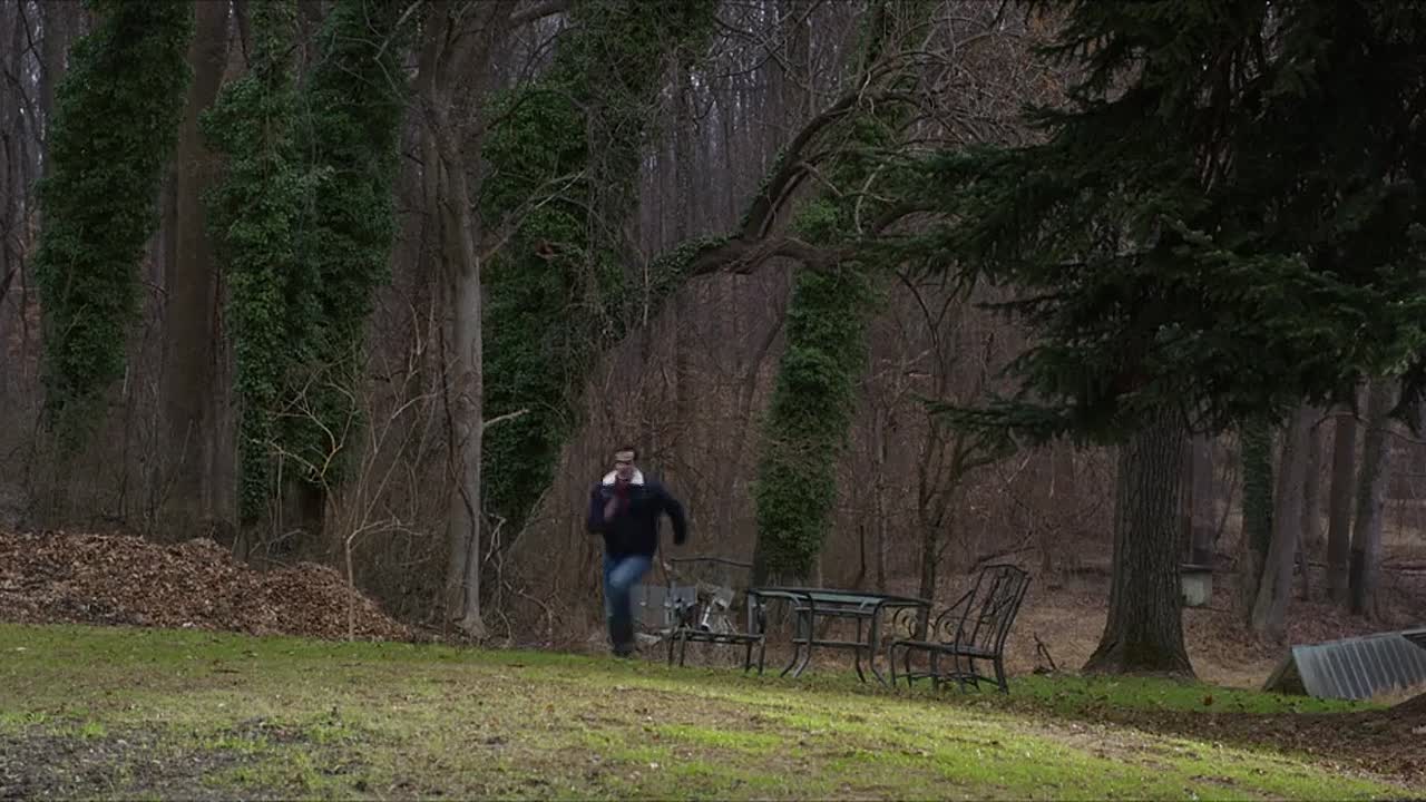 ⁣Christmas Couples Retreat 2023 720p WEBRip x264 AAC-[YTS BZ]