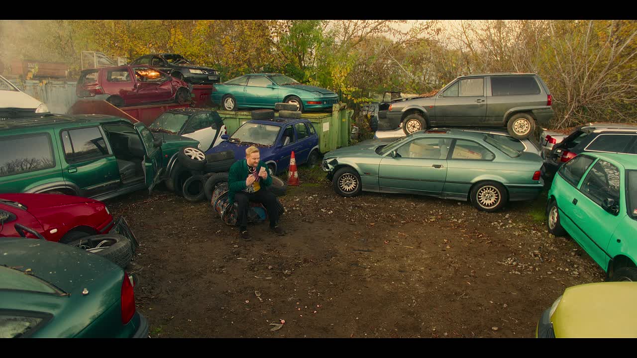 Crap Happens S01E02 1080p WEB h264-EDITH