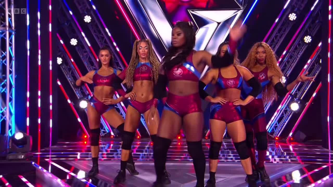⁣Gladiators UK S03E07 720p HEVC x265-MeGusta