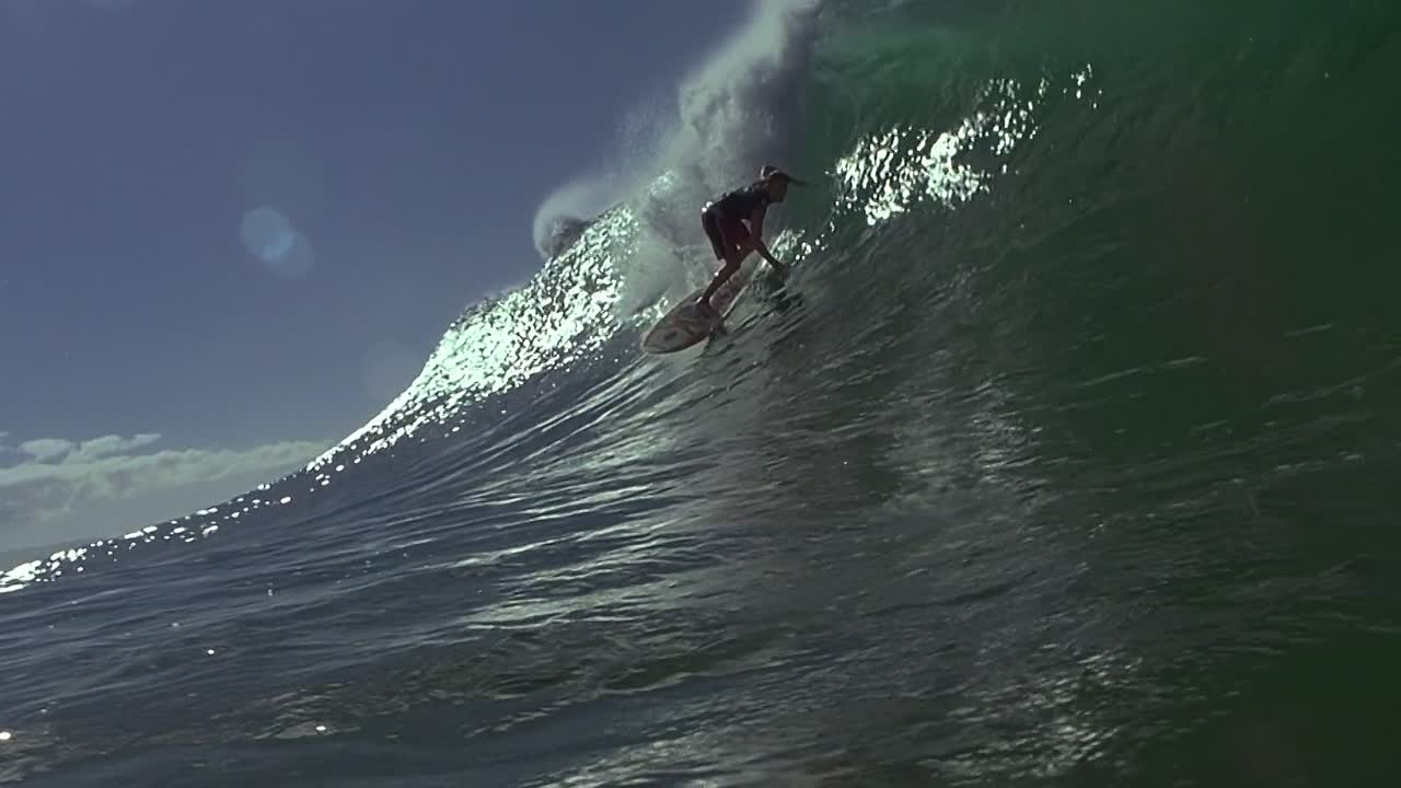 ⁣Blue Crush 2002 1080p BluRay x264 AAC5 1-