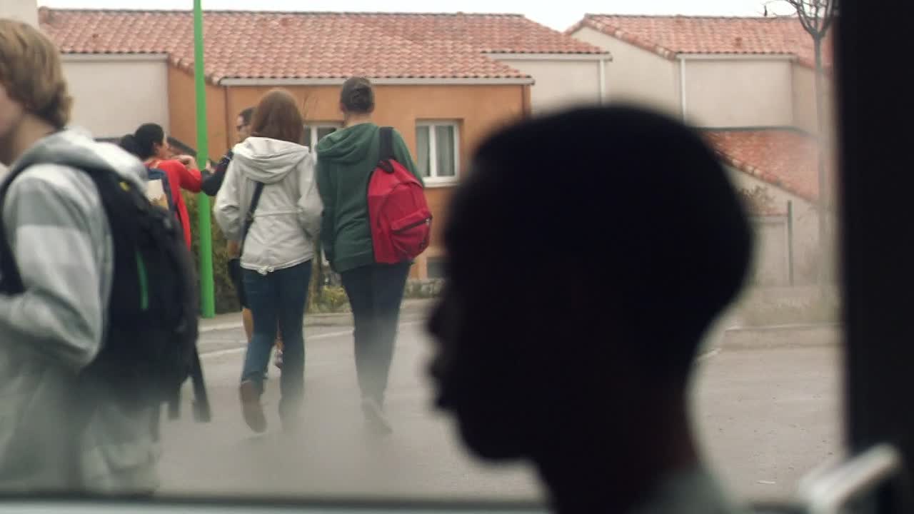 ⁣Respire 2014 FRENCH HC ENG SUBS 1080p BluRay x264 AAC5 1-