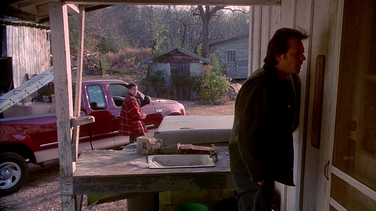 Traveller 1997 1080p WEBRip x264 AAC-