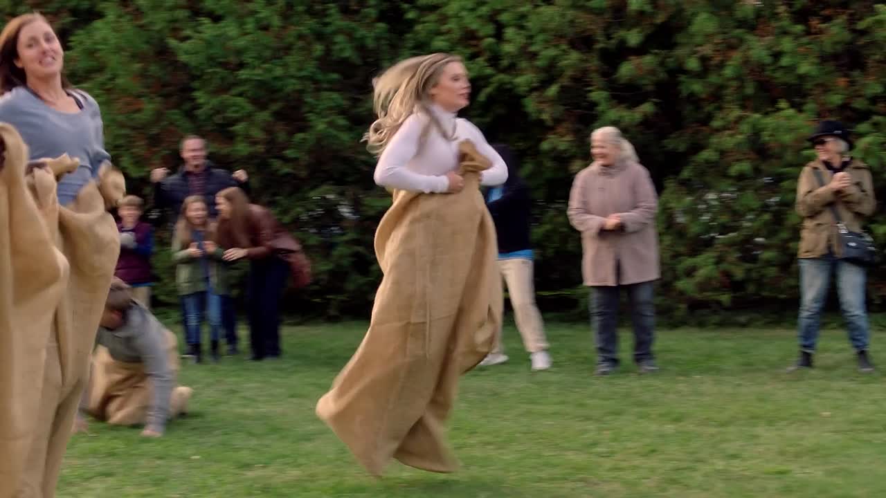 ⁣Sister Dating Swap 2023 1080p WEBRip x264 AAC-[YTS BZ]