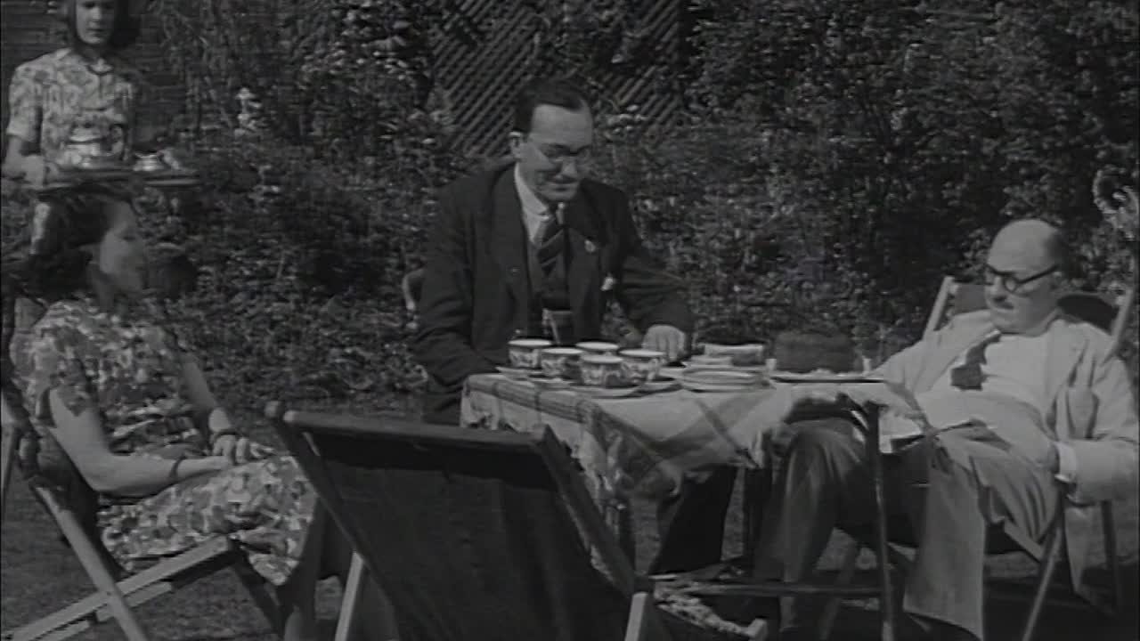 ⁣Thursdays Child 1943 1080p BluRay x264 AAC-[YTS BZ]