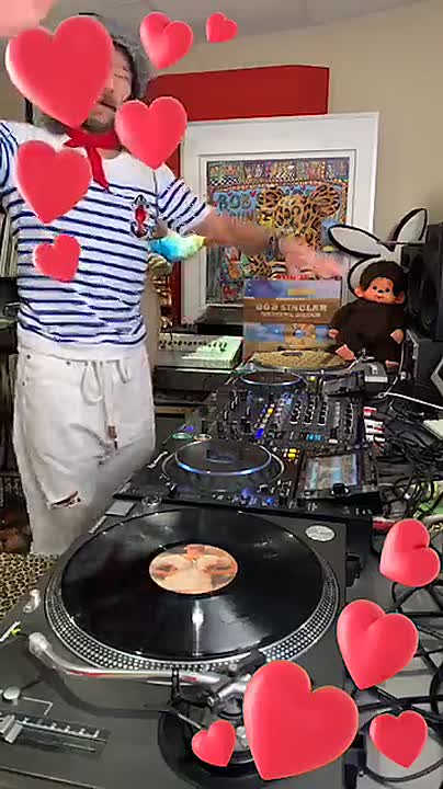 ⁣Bob Sinclar - Day 24 - Lockdown - Special Paris By Night _242959020222400