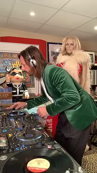 ⁣Bob Sinclar - Day 40 - Lockdown - Disco Session Volume 5 Part 1