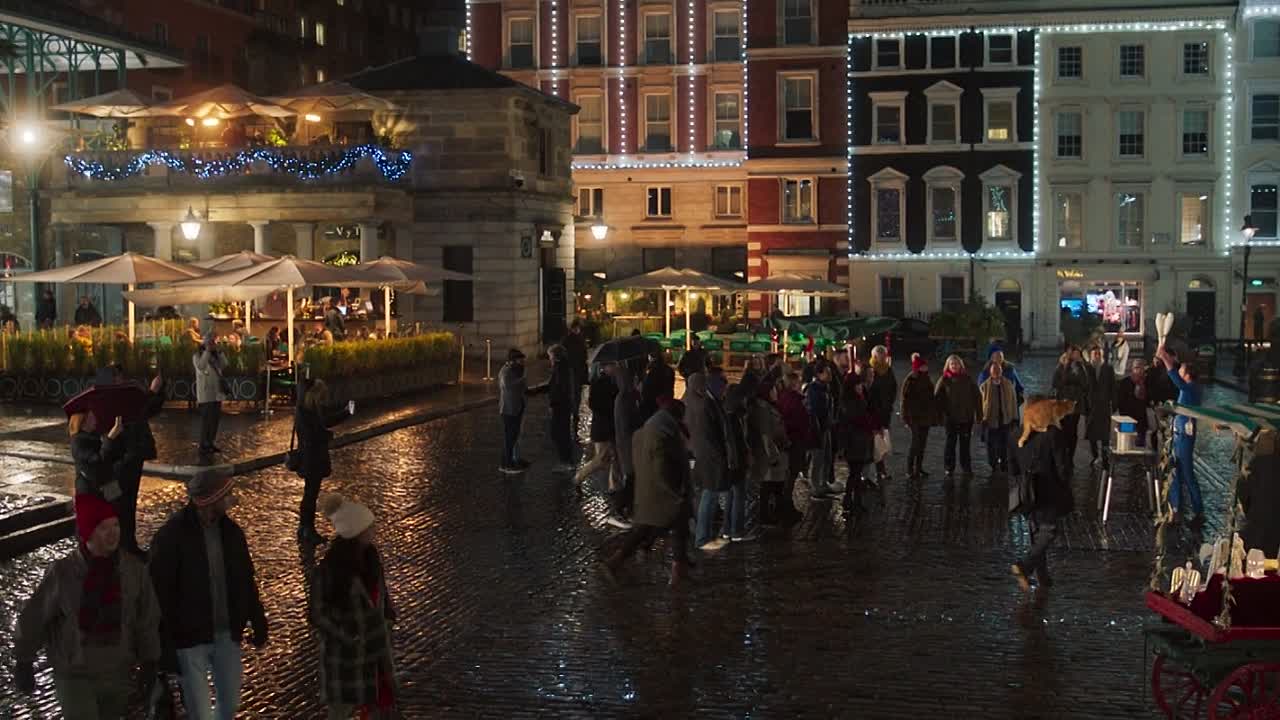 A Christmas Gift From Bob 2020 1080p BluRay x264 AAC5 1-