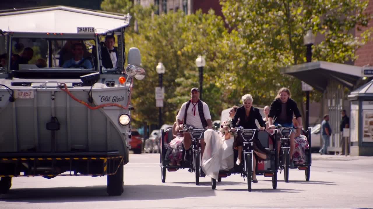 ⁣Love Weddings Other Disasters 2020 1080p BluRay x264 AAC5 1-