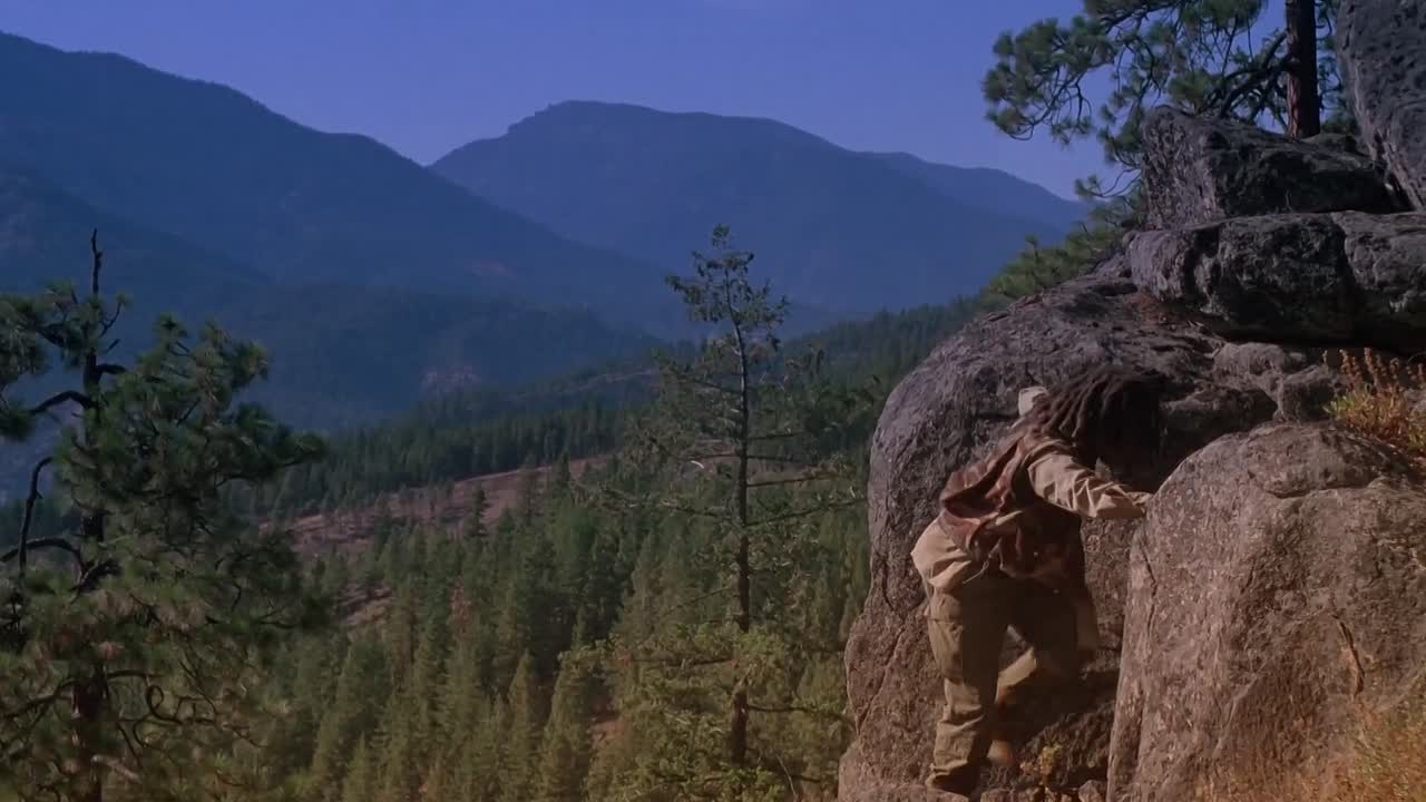 ⁣Surviving the Game 1994 1080p HDRip x264 AAC