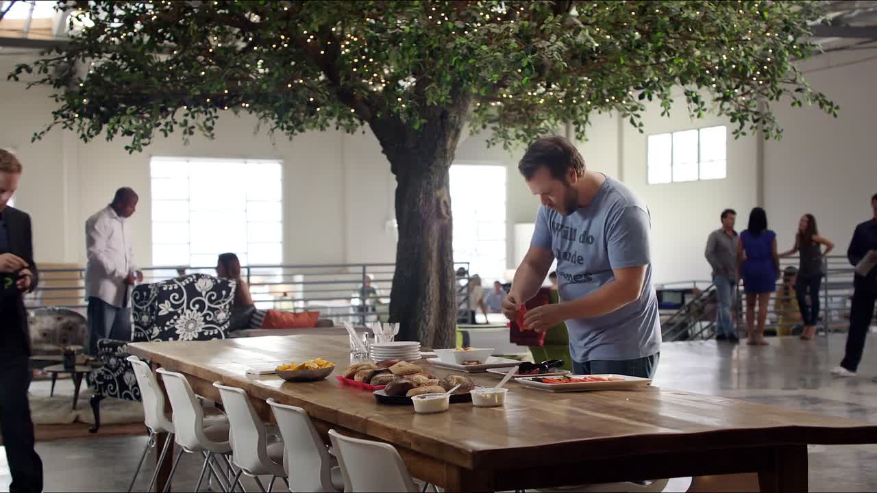 ⁣Someone Marry Barry 2014 1040p HDRip x264 AAC-rivestream org