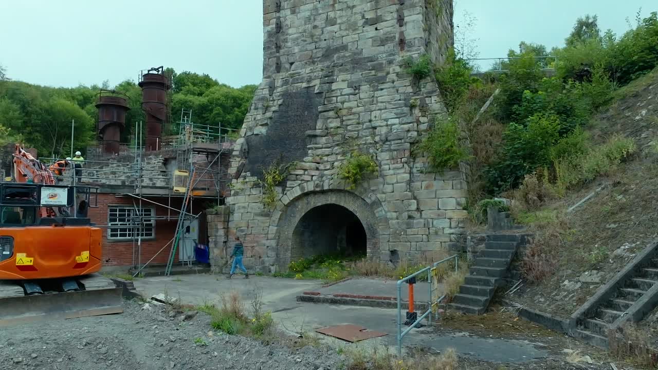 ⁣Digging For Britain S13E05 Medieval Murder And Roman Pets 1080p HDTV H264-FTP