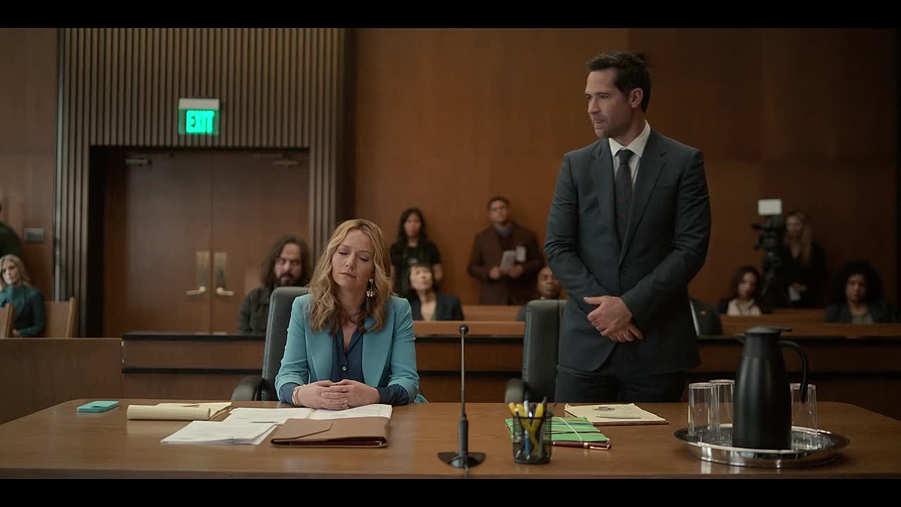 ⁣The Lincoln Lawyer S04E01 7211956 720p NF WEB-DL DDP5 1 Atmos H 264-playWEB