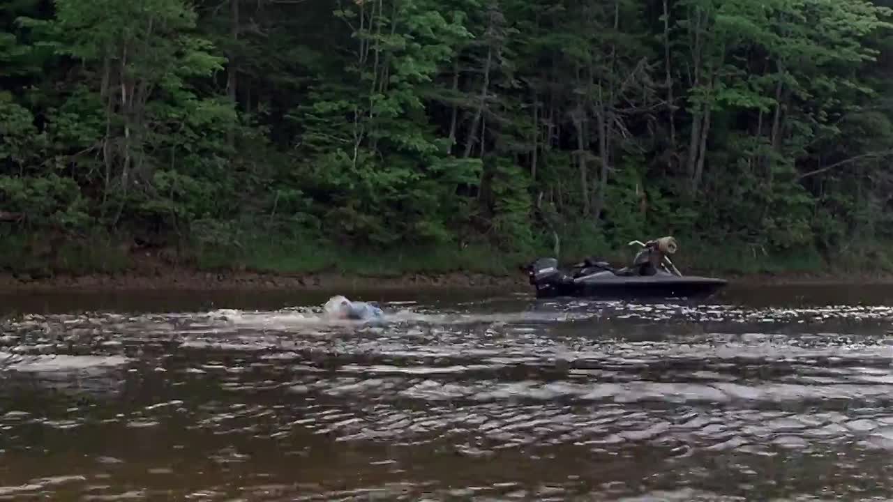 ⁣Snake Eater 1 1989 1036p BluRay x264 AAC-rivestream org