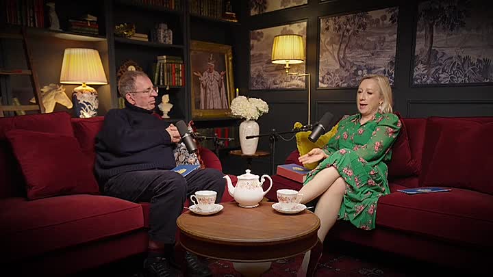 ⁣Catching Up with the Royals S01E01