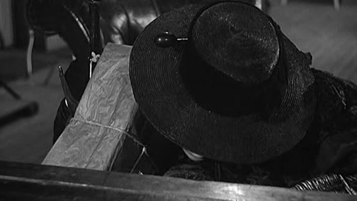 Louis De Funes - 1951 - Knock French Dvdrip DivX