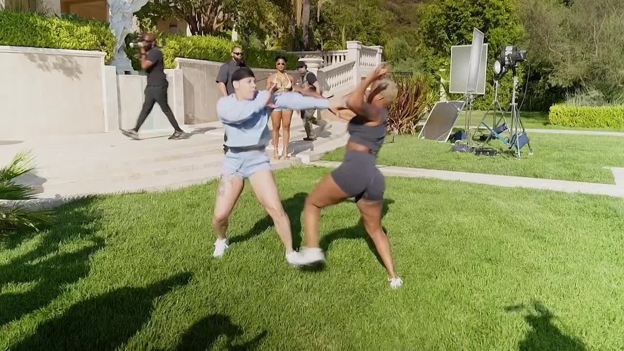 ⁣Joselines Cabaret California S01E18 The Cabaret Queen 1080p WEBDL H264-Pisces