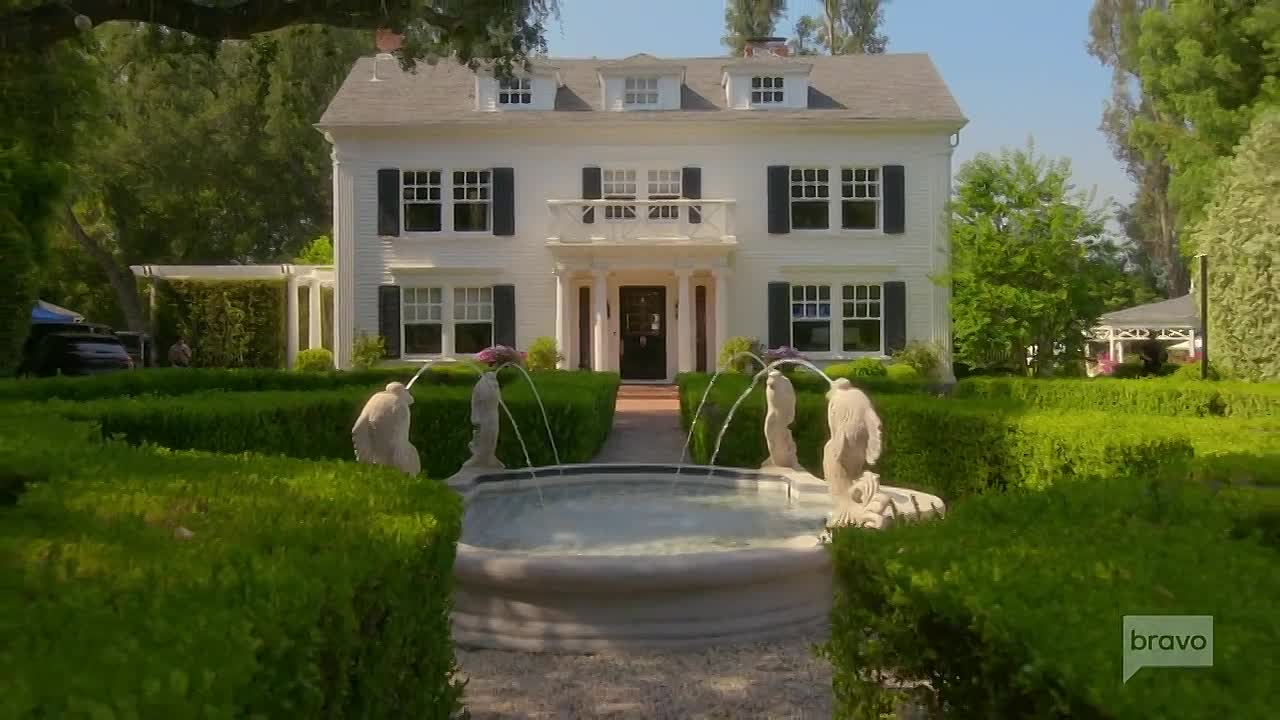 The Real Housewives of Beverly Hills S15E09