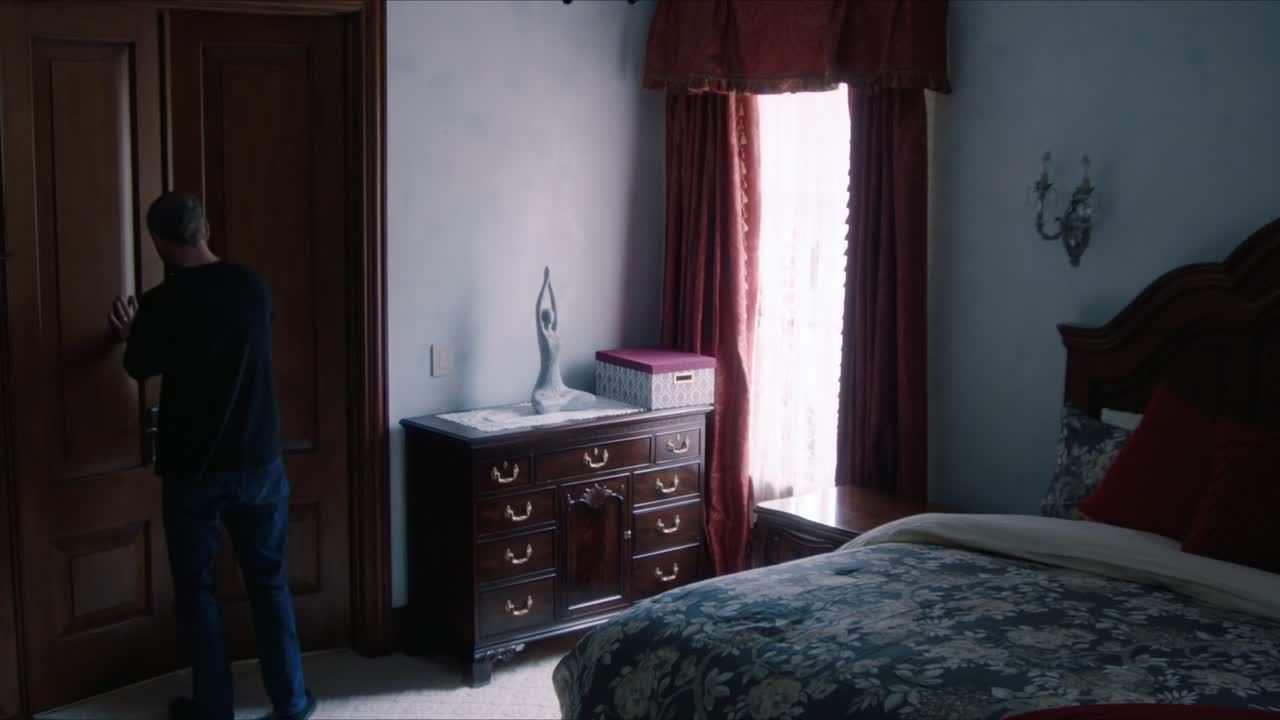 The Huntsman 2026 1080p WEBRip 10Bit DDP 5 1 x265-NeoNoir