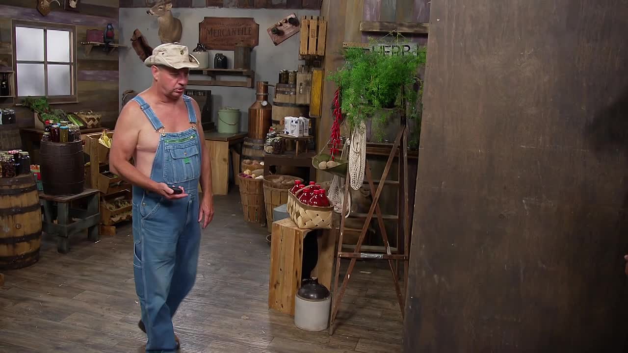 Moonshiners Master Distiller S08E03 720p WEB H264-JFF