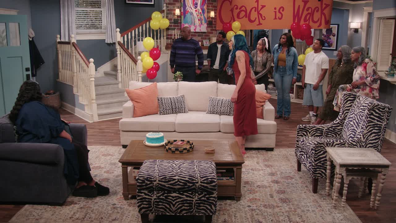 The Ms Pat Show S05E08 A Family Thing 1080p AMZN WEB-DL