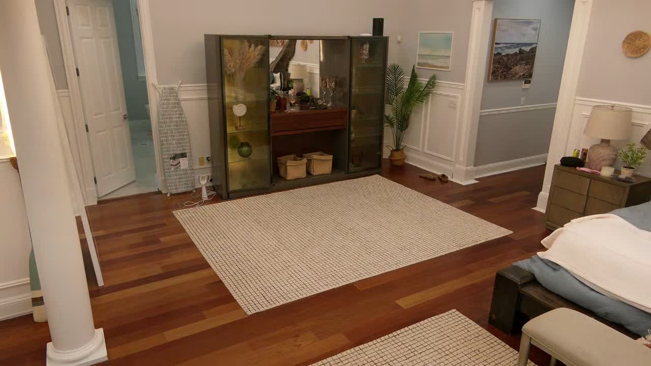 ⁣Summer House S10E02 720p HEVC x265-MeGusta