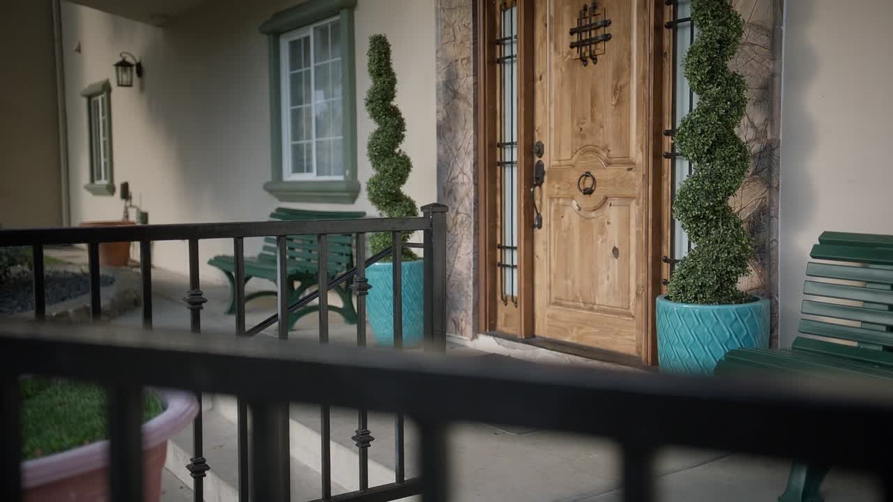 ⁣A Model Murder 2024 1080p WEBRip x264 AAC-[YTS BZ]