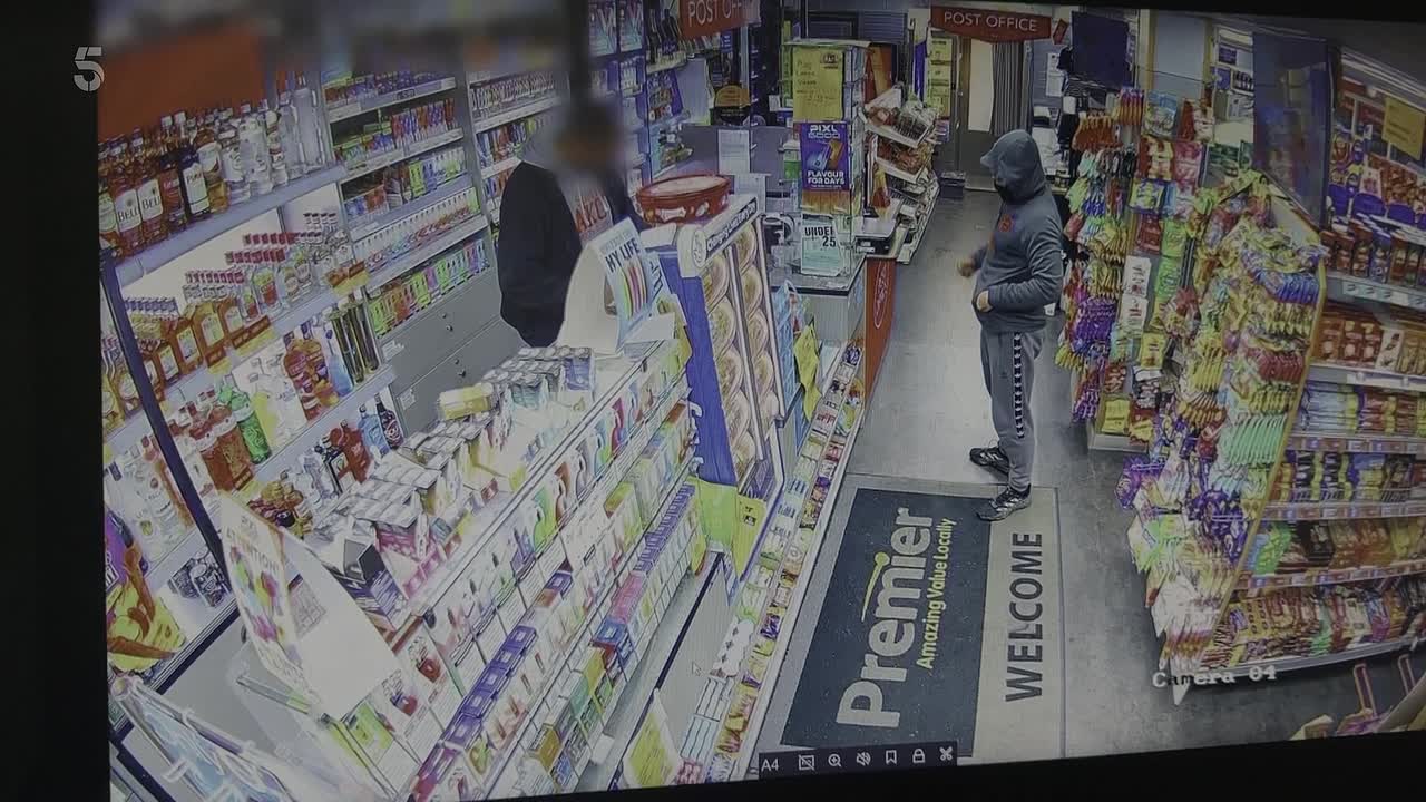 ⁣Police Interceptors Taking Down the Shoplifting Gangs S01E01 1080p HDTV H264-DARKFLiX