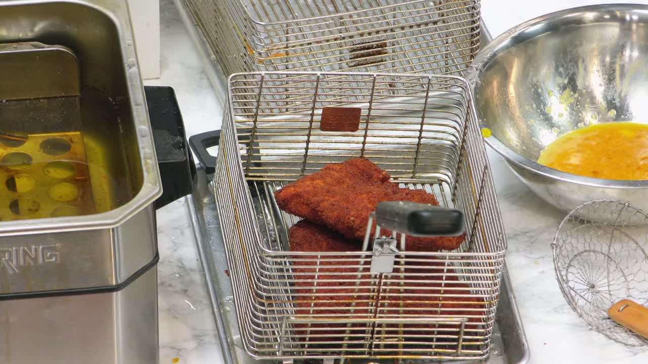 ⁣Wildcard Kitchen S03E08 1080p HEVC x265-MeGusta