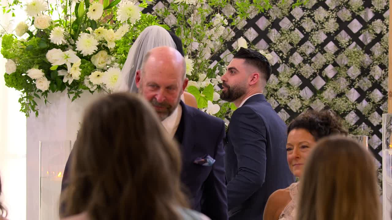 ⁣Love Is Blind S10E11 See Where the Chips Fall 1080p NF WEB-DL DDP5 1 H 264-RAWR