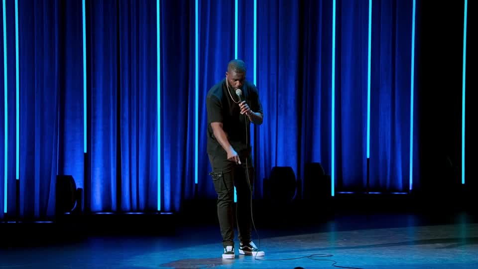 Mo Gilligan Theres Mo to Life 2022 WEBRip x264